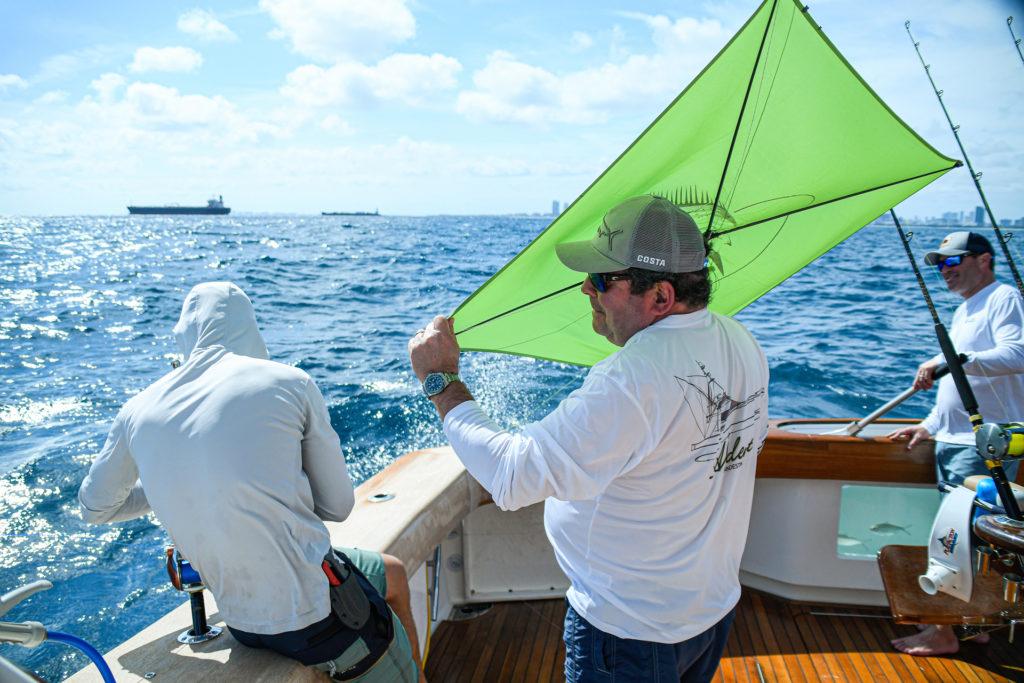 Chef Emeril Lagasse Goes Kite Fishing