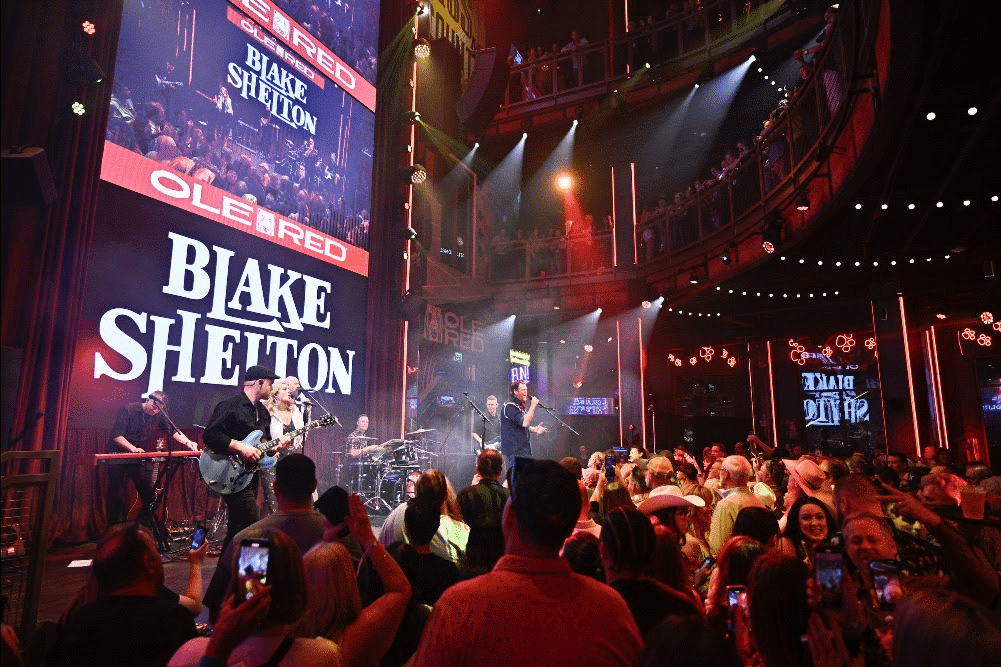 blake shelton las vegas