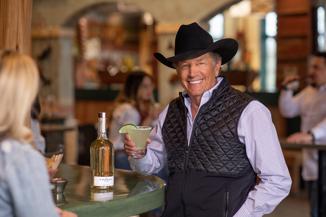 George Strait's Código Tequila Makes A Perfect Texas Nightcap | Hook & Barrel Magazine